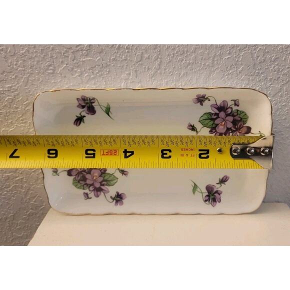 Royal Chelsea English Trinket Dish Violets English Bone China Goldleaf Trim - Picture 3 of 6